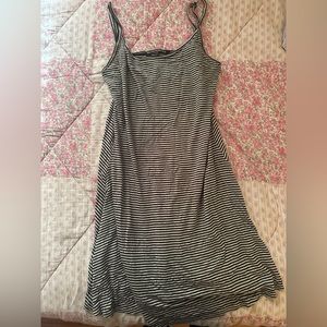 Brandy Melville stripped dress